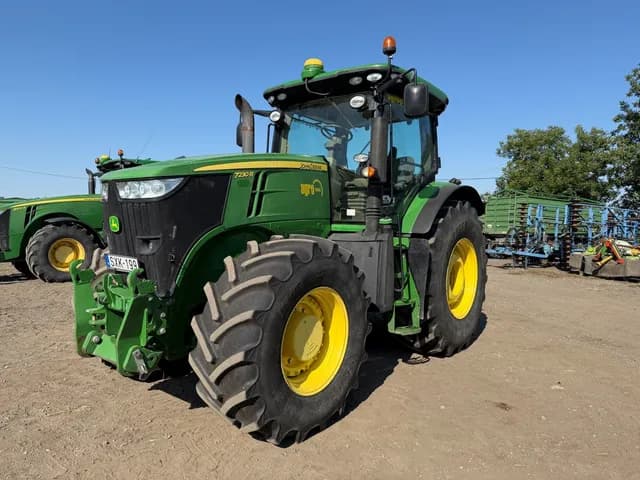 John Deere 7230R