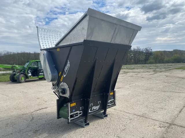 Fliegl Profi