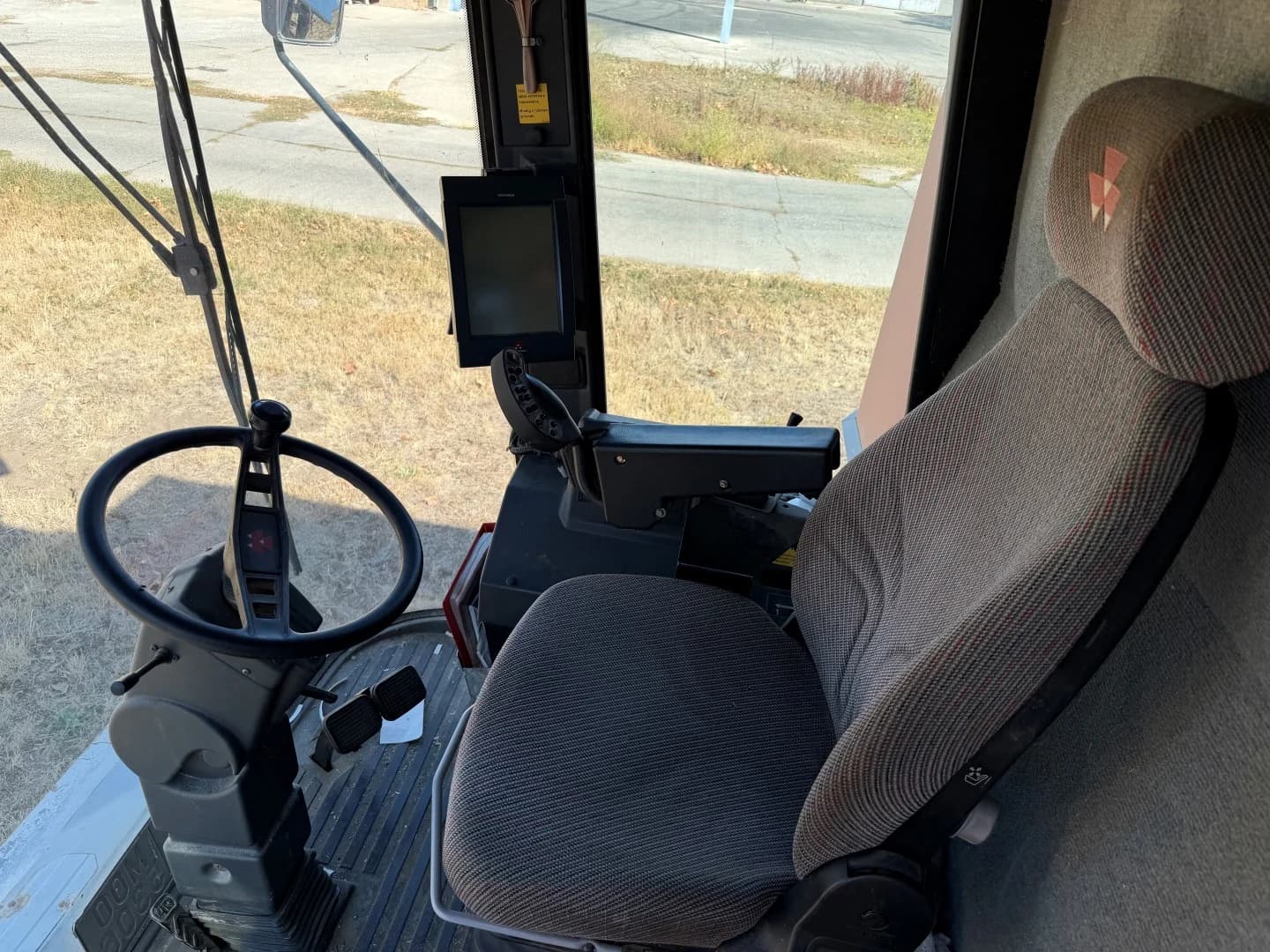Massey Ferguson 7272 Cerea – Klímás fülke Datavision II kijelzővel