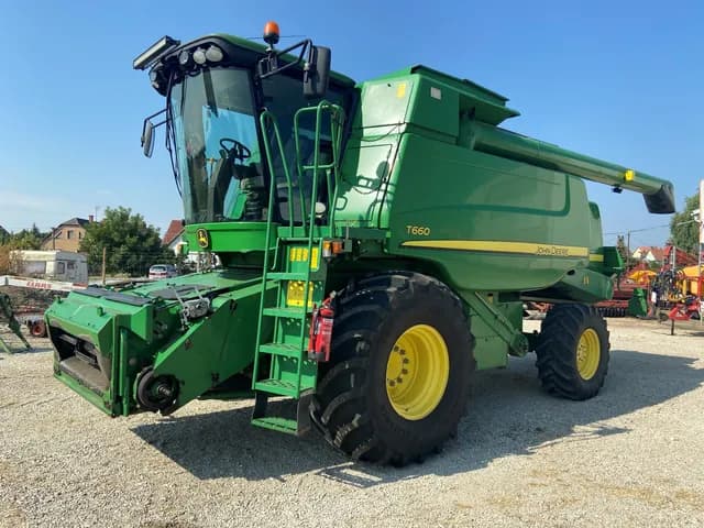 John Deere T660