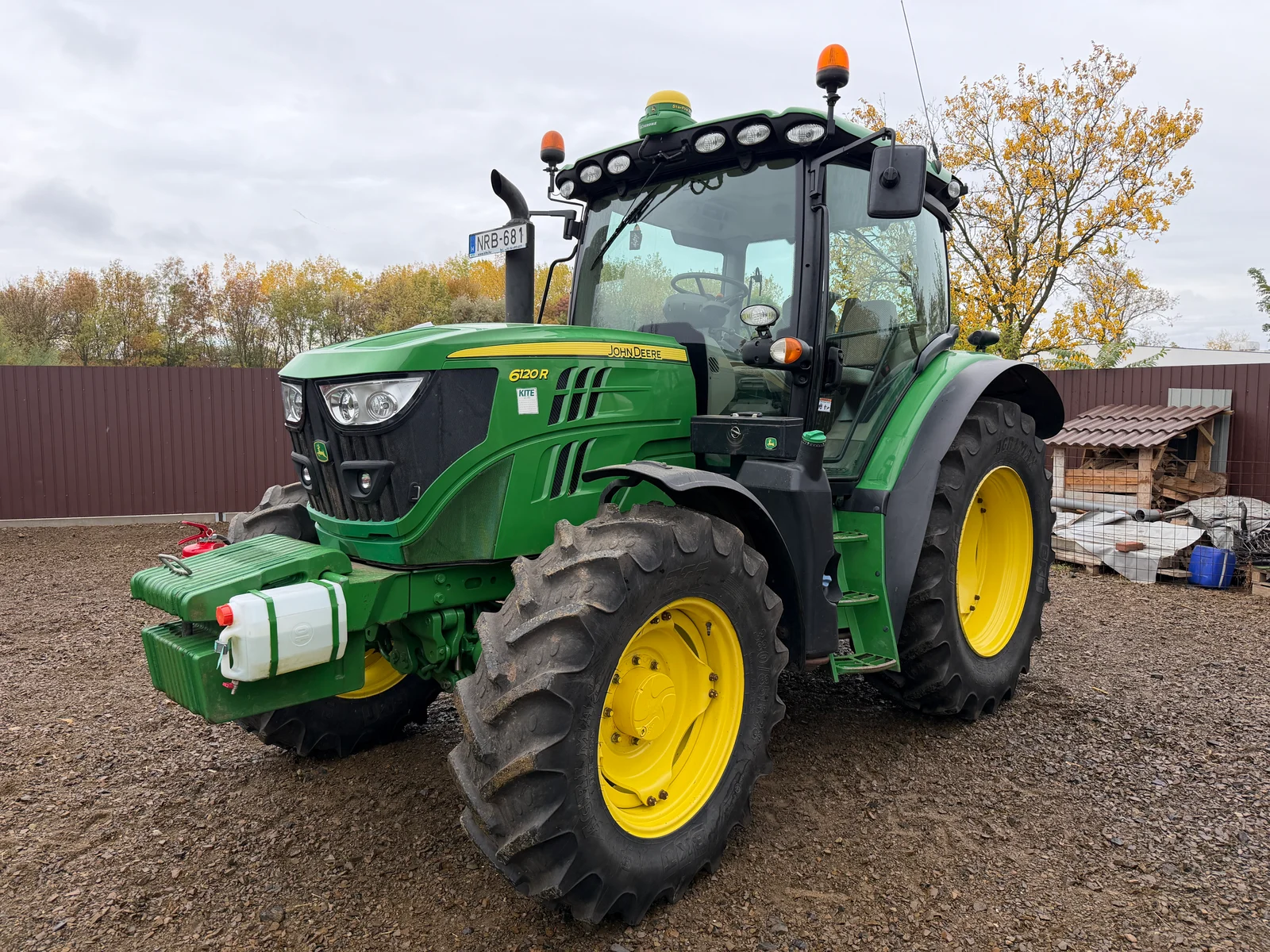 John Deere 6120R