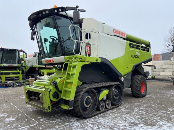 Claas Lexion 750TT kombájn
