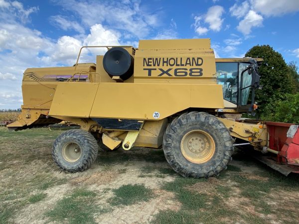 New Holland TX68 kombájn - Image 3
