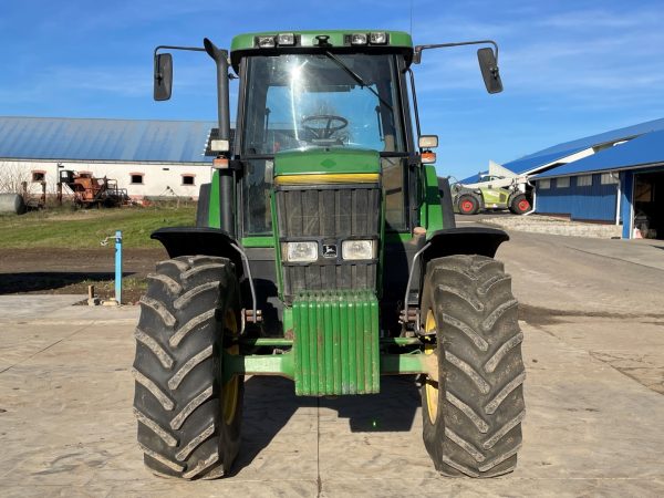 John Deere 7800 tractor - Image 3