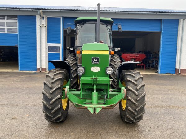 John Deere 3140 tractor - Image 7