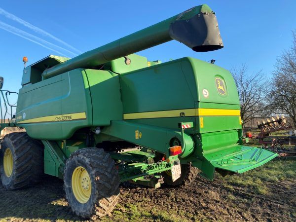 John Deere W650 harvester - Image 8