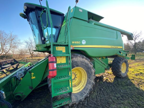 John Deere W650 harvester - Image 9
