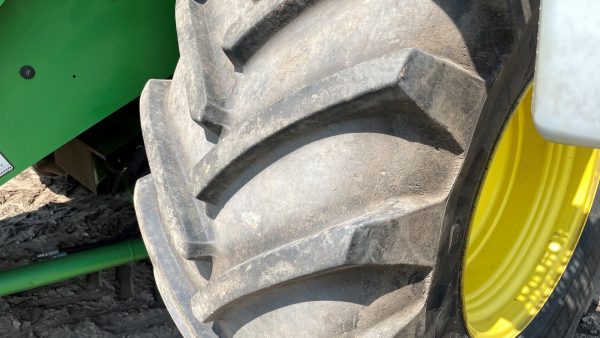 John Deere T660i 4WD kombájn - Image 9