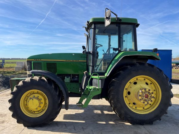 John Deere 7800 tractor - Image 9