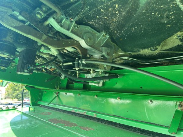 John Deere T660 harvester - Image 11