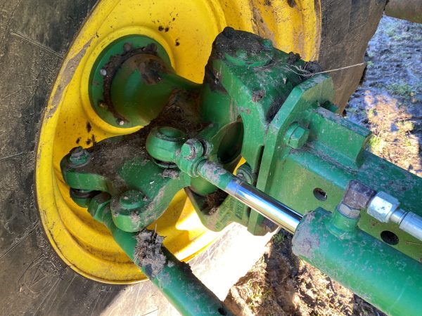 John Deere W650 harvester - Image 12