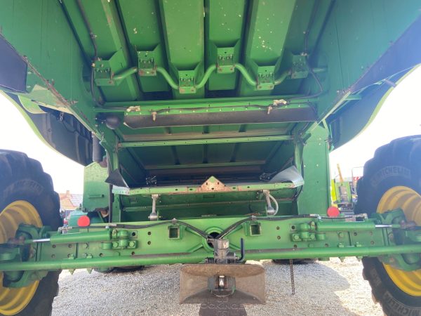 John Deere T660 harvester - Image 12