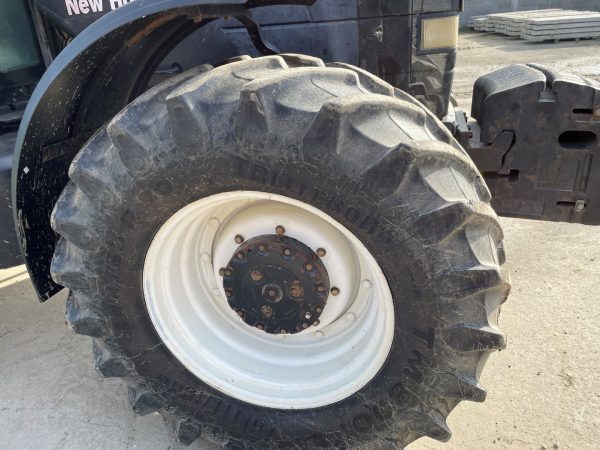 New Holland TM190 traktor - Image 14