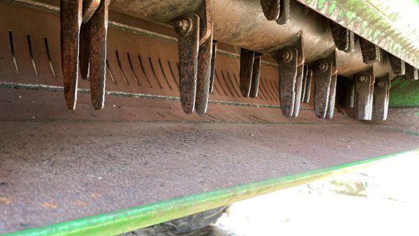 John Deere T660i 4WD kombájn - Image 15