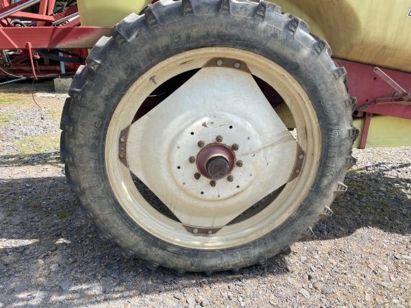 Hardi Commander 4200 sprayer - Image 16