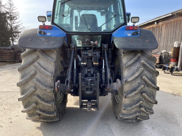 New Holland TM190 traktor - Image 17