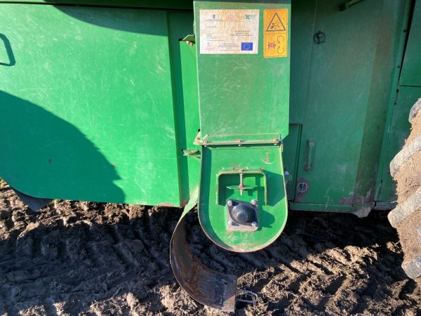 John Deere W650 harvester - Image 18