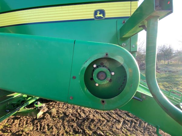 John Deere W650 harvester - Image 22