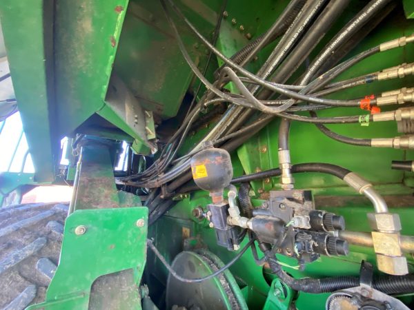 John Deere W650 harvester - Image 25