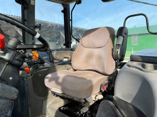 New Holland TM190 traktor - Image 25