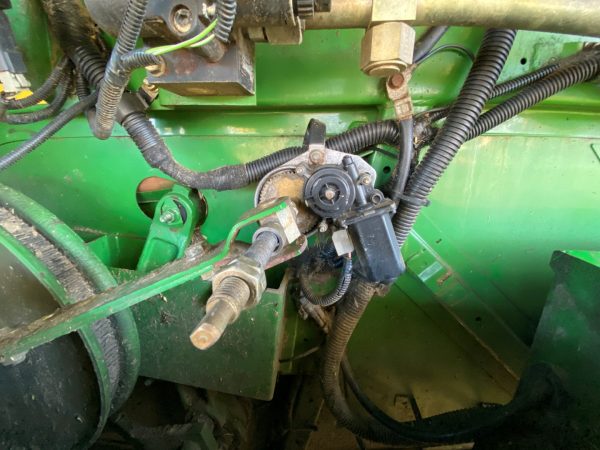 John Deere W650 harvester - Image 26