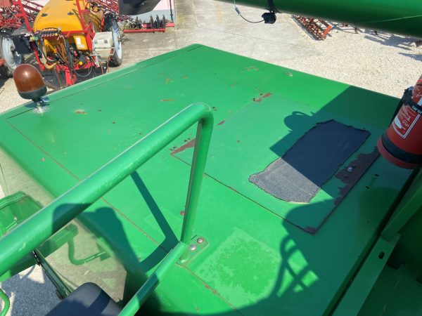 John Deere T660 harvester - Image 26