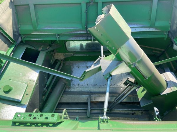 John Deere T660 harvester - Image 27