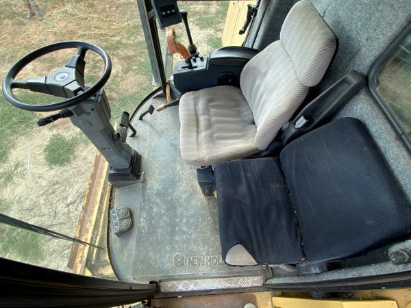 New Holland TX68 Plus kombájn - Image 28