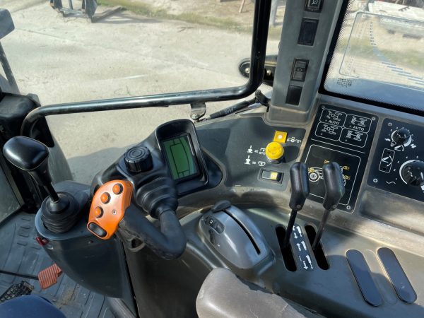 New Holland TM190 traktor - Image 28