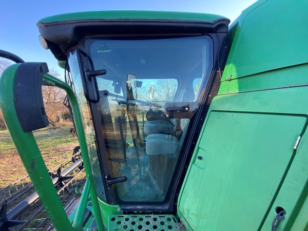 John Deere W650 harvester - Image 29