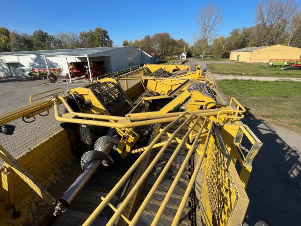 Ropa Euro Tiger sugar beet harvester - Image 31