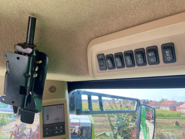 John Deere T660 harvester - Image 32