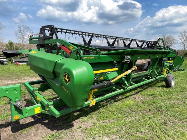 John Deere T660i 4WD kombájn - Image 34