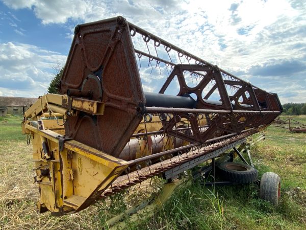 New Holland TX68 Plus kombájn - Image 38