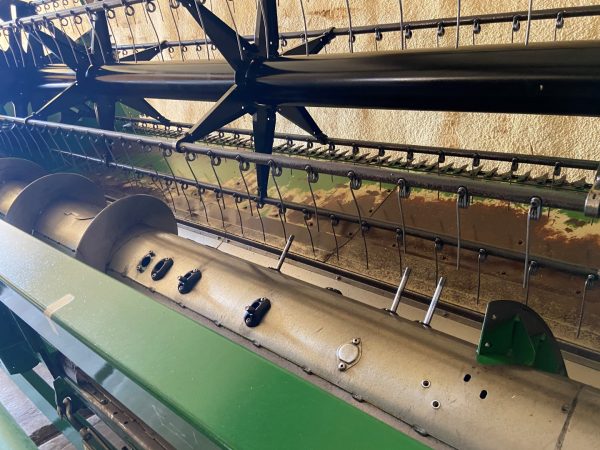 John Deere T660 harvester - Image 40