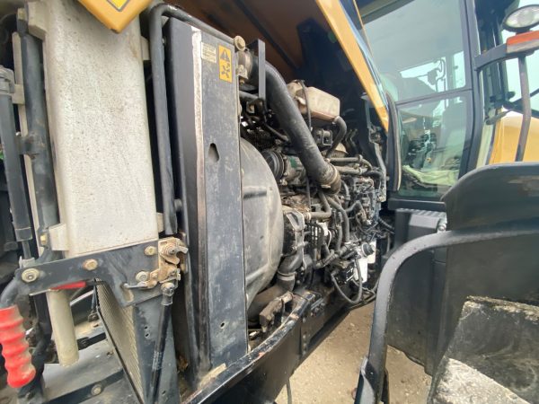 Challenger MT 575B tractor - Image 39