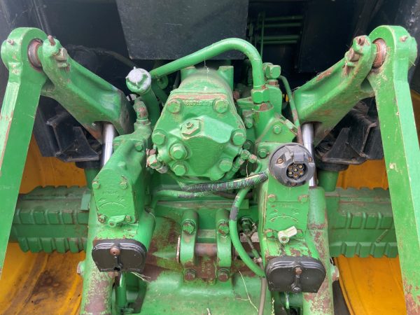 John Deere 4650 tractor - Image 27