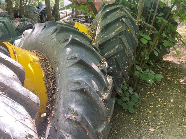 John Deere 4650 tractor - Image 41