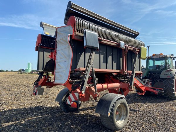 Kuhn Merge Maxx 950 szalagos rendképző - Image 4