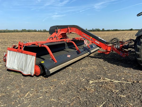 Kuhn Merge Maxx 950 szalagos rendképző