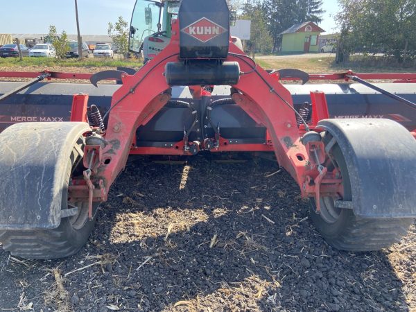 Kuhn Merge Maxx 950 szalagos rendképző - Image 39