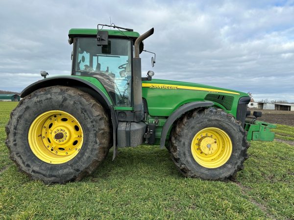 John Deere 8220 ILS tractor - Image 7