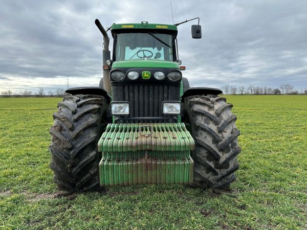 John Deere 8220 ILS tractor - Image 9