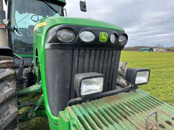 John Deere 8220 ILS tractor - Image 11