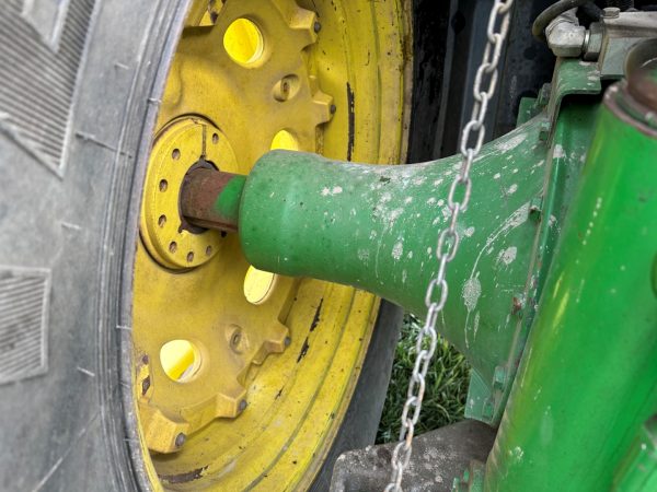 John Deere 8220 ILS tractor - Image 23