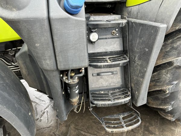 Claas Axion 810 CIS traktor - Image 17