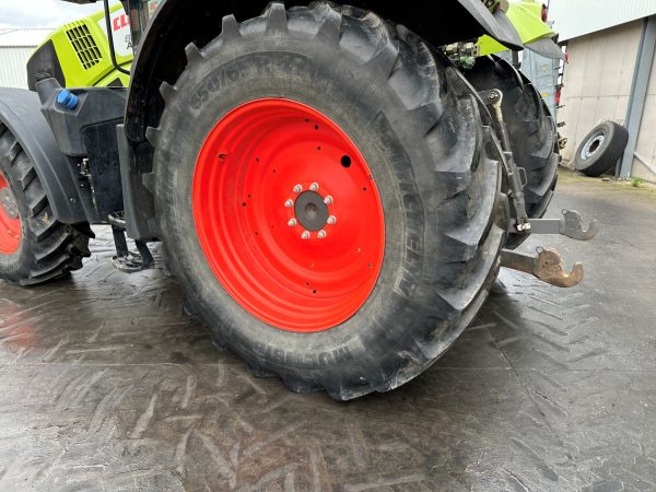 Claas Axion 810 CIS traktor - Image 21