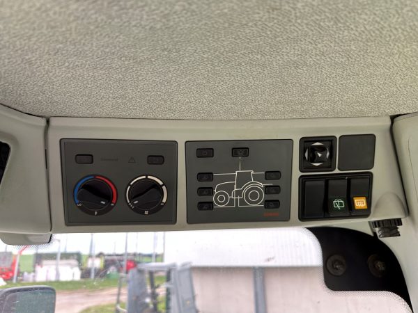 Claas Axion 810 CIS traktor - Image 38