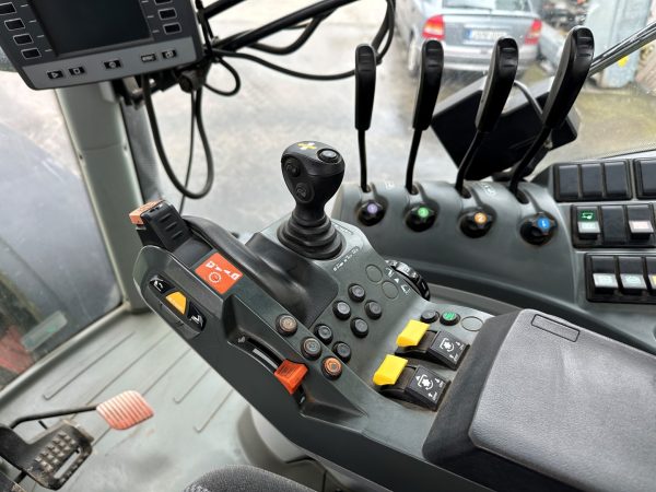 Claas Axion 810 CIS traktor - Image 41