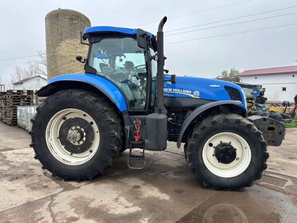 New Holland T7.270 tractor - Image 5